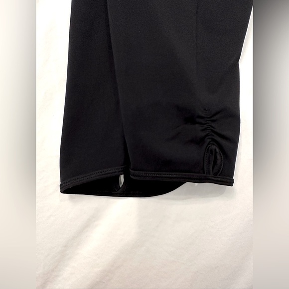 Lululemon invigorate crop black legging size 2 - Picture 10 of 13